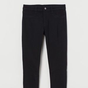 Black low rise rockstar jeans